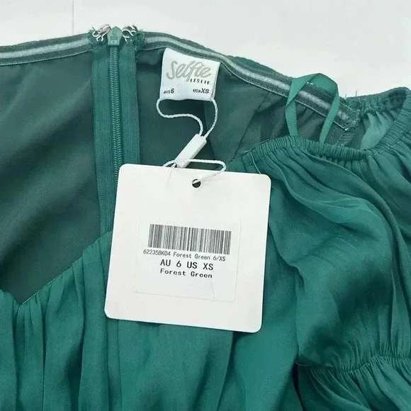 NWT Selfie Leslie. Off the Shoulder Tie Back Romper Forest Green XS - Picture 5 of 8